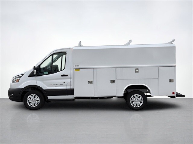 2024 Ford Transit photo 2