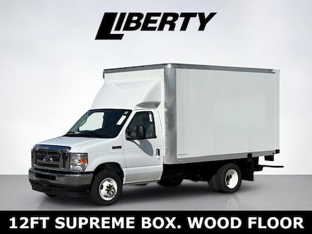 2025 Ford E-350SD Base Cab/Chassis