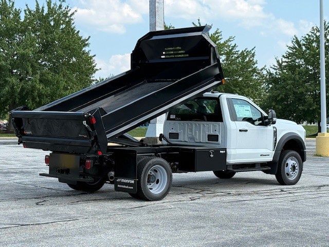 2025 Ford F-550 Super Duty Chassis Cab XL - Photo 34