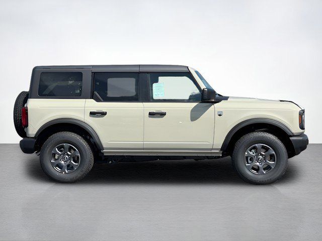 2025 Ford Bronco Big Bend photo 2