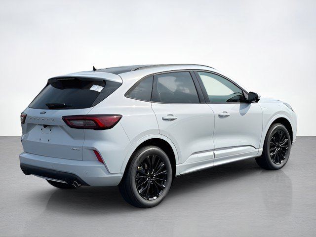 2025 Ford Escape Hybrid ST-Line Elite photo 3