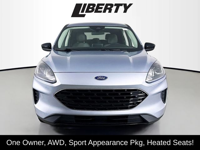 2022 Ford Escape SE photo 2