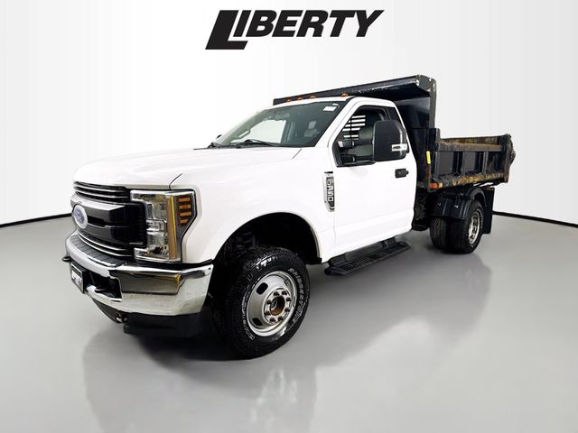 2019 Ford F-350 photo 3