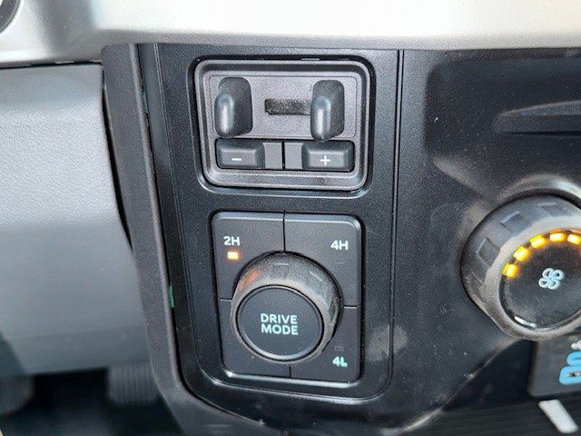 2025 Ford F-550 Super Duty Chassis Cab XL - Photo 20