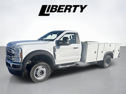 2024 Ford F-450SD XL Chassis