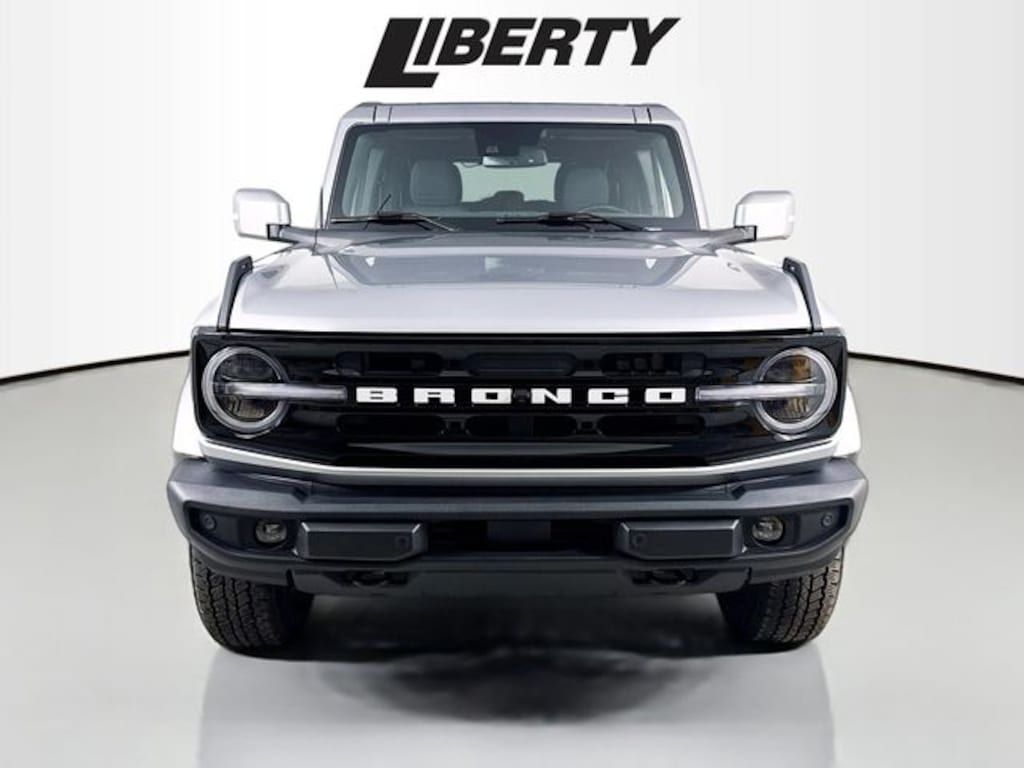 Used 2023 Ford Bronco Base SUV