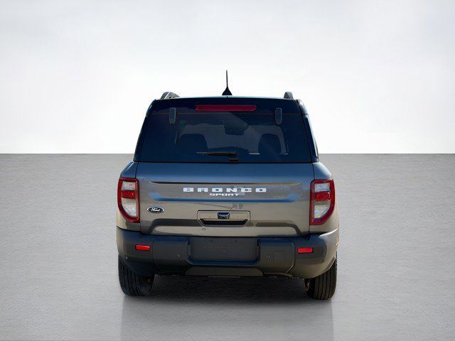 2025 Ford Bronco Sport Outer Banks photo 4