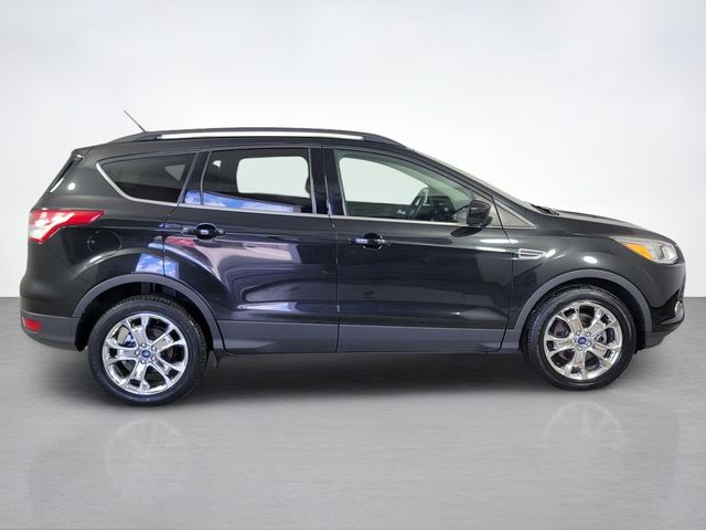 Used 2015 Ford Escape SE with VIN 1FMCU9GXXFUC57964 for sale in Maple Heights, OH