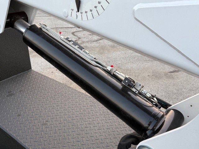 2025 Ford F-550 Super Duty Chassis Cab XL - Photo 50