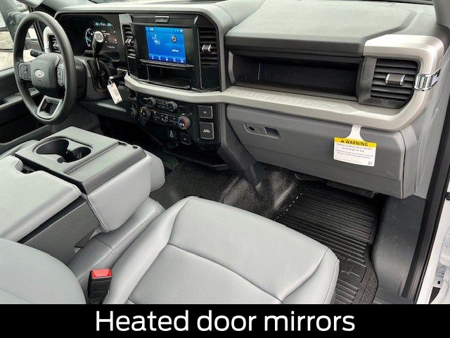2025 Ford F-600 Super Duty Chassis Cab XL - Photo 15