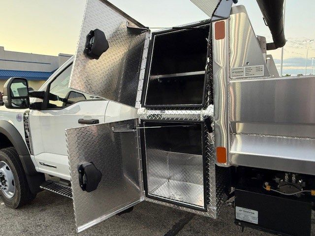 2025 Ford F-600 Super Duty Chassis Cab XL - Photo 41