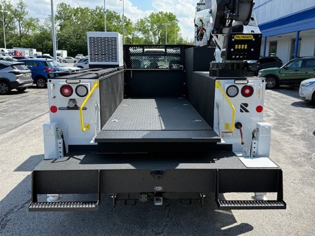 2025 Ford F-550 Super Duty Chassis Cab XL - Photo 40