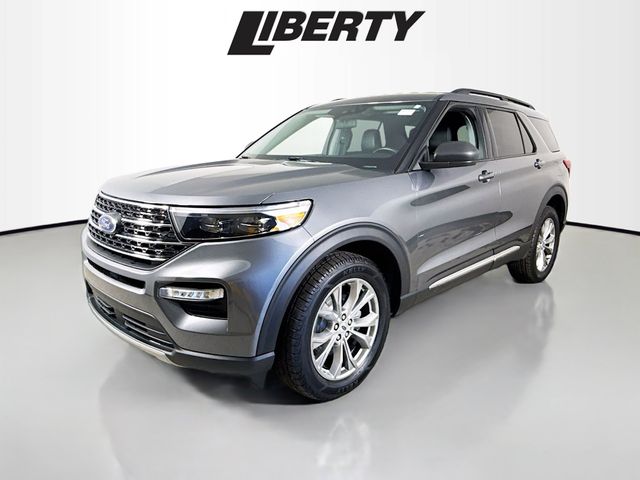 2022 Ford Explorer XLT photo 3