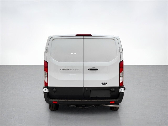 2025 Ford Transit photo 4