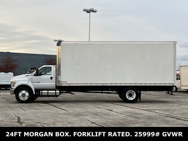 2025 Ford F-750 Base photo 2
