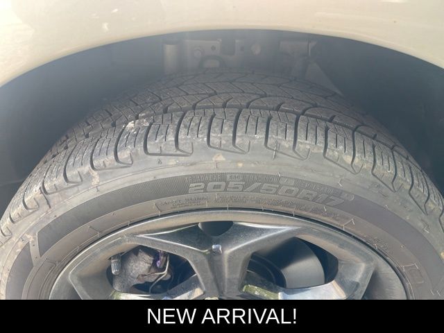 Used 2022 Ford EcoSport SES with VIN MAJ6S3JL3NC458156 for sale in Maple Heights, OH