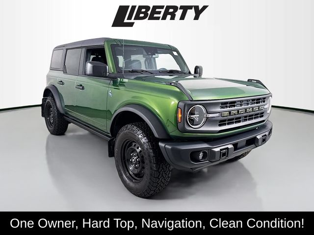 2023 Ford Bronco 4-Door Black Diamond's photo