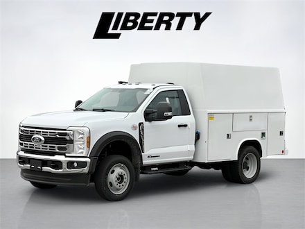 2025 Ford F-550SD XL Chassis