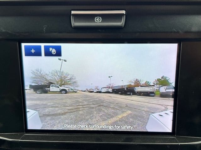 2025 Ford F-550 Super Duty Chassis Cab XL - Photo 26