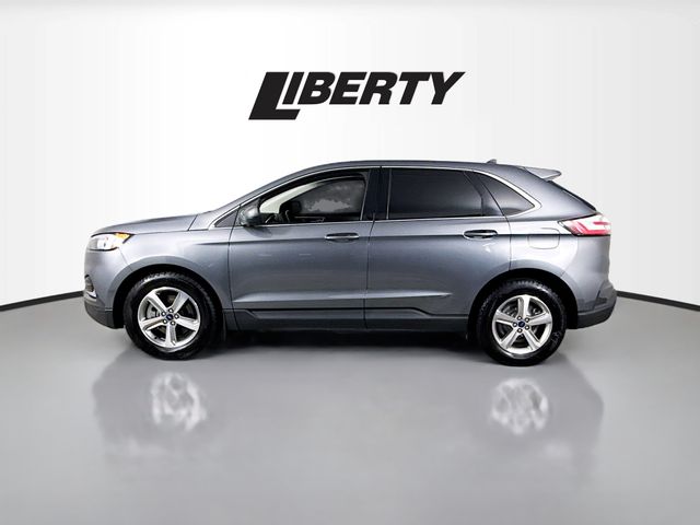2021 Ford Edge SEL photo 4