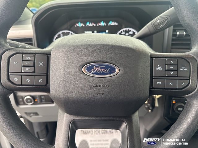 2023 Ford F-550 Super Duty Chassis Cab XL - Photo 40