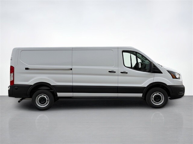 2025 Ford Transit photo 2