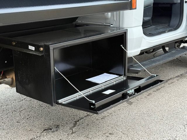 2025 Ford F-550 Super Duty Chassis Cab XL - Photo 34