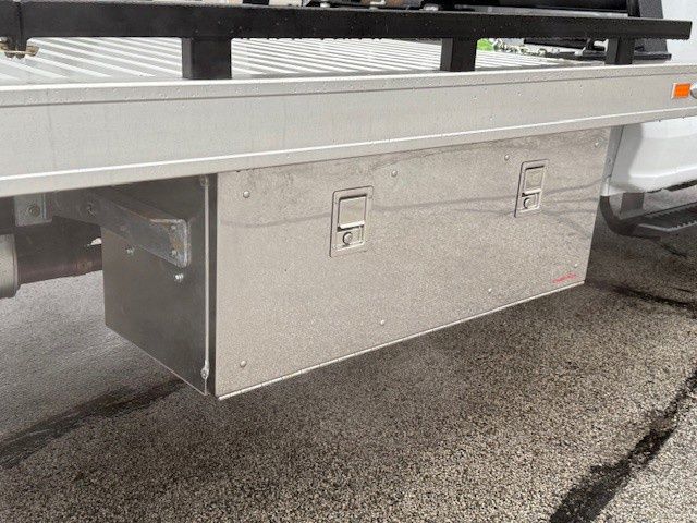 2026 Ford F-600 Super Duty Chassis Cab XLT - Photo 37