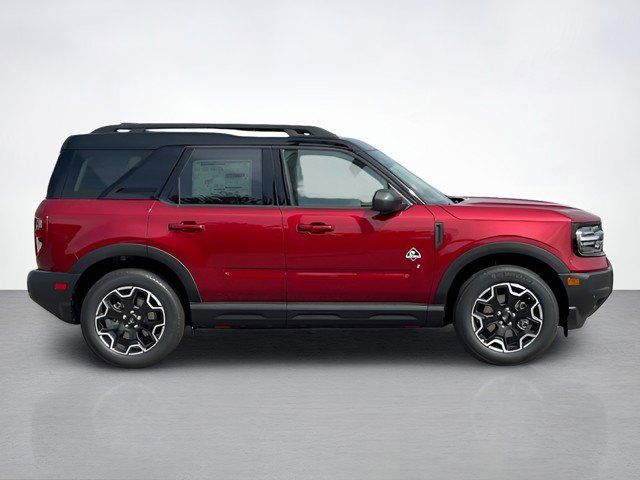 2025 Ford Bronco Sport Outer Banks photo 2