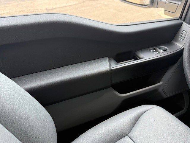 2026 Ford F-350 Super Duty XL - Photo 30