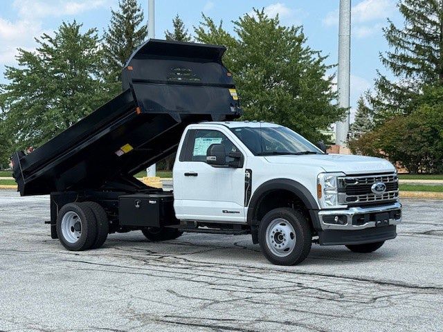 2025 Ford F-550 Super Duty Chassis Cab XL - Photo 33