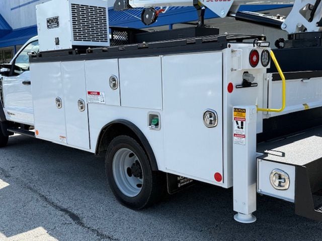 2025 Ford F-550 Super Duty Chassis Cab XL - Photo 27