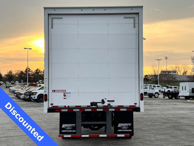 2025 Ford F-750 Base photo 4