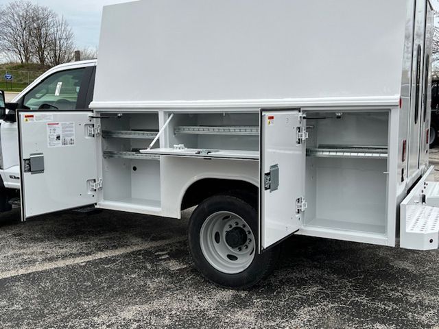 2025 Ford F-550 Super Duty Chassis Cab XL - Photo 27