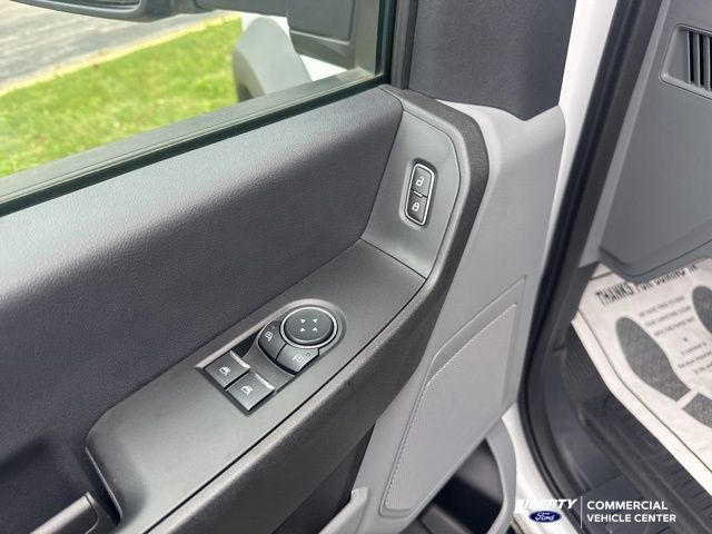 2023 Ford F-550 Super Duty Chassis Cab XL - Photo 33