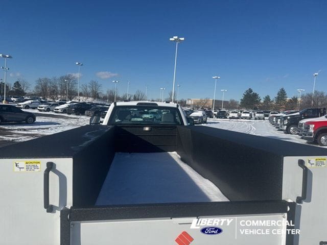 2024 Ford F-450 Super Duty Chassis Cab XL - Photo 7