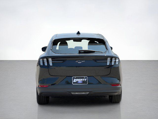 2025 Ford Mustang Mach-E Premium photo 4