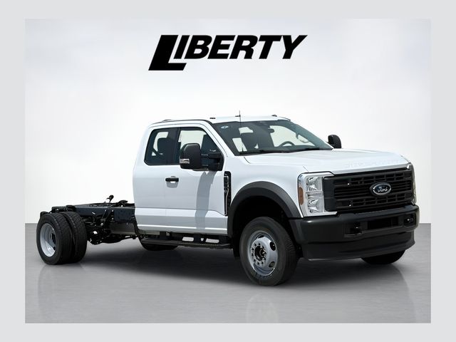 2026 Ford F-550 XL 4x4 SuperCab 192-In DRW's photo