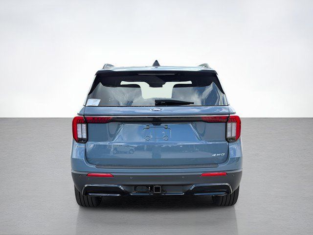 2025 Ford Explorer ST-Line photo 2