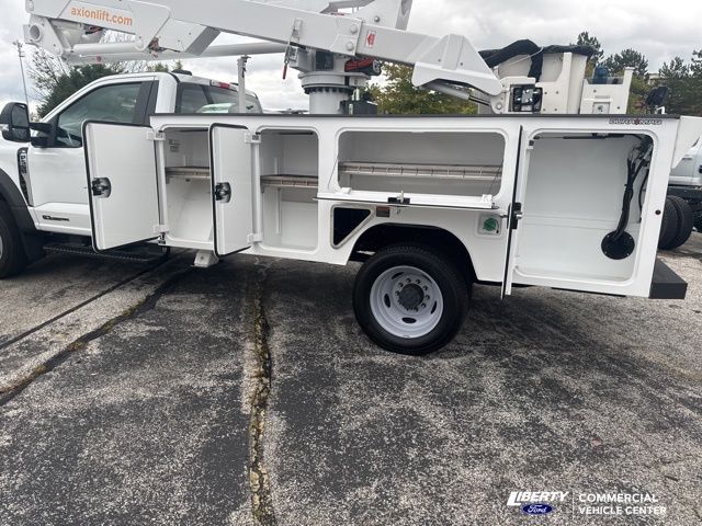 2023 Ford F-550 Super Duty Chassis Cab XL - Photo 7