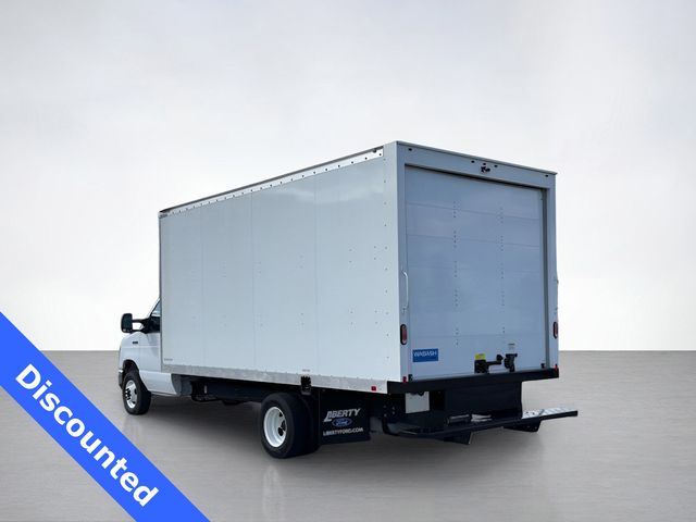 2025 Ford E-450 Chassis Cab photo 3