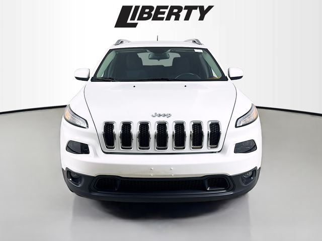 Used 2015 Jeep Cherokee Latitude with VIN 1C4PJLCSXFW695359 for sale in Maple Heights, OH