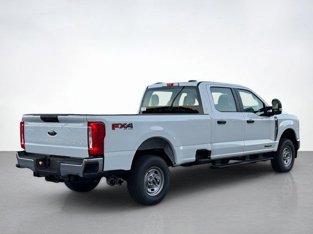 2025 Ford F-250 XL photo 3