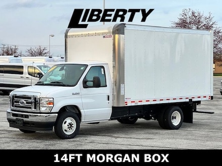 2025 Ford E-350SD Base Cab/Chassis