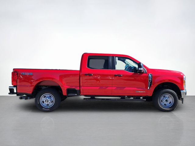 2026 Ford F-350 photo 2