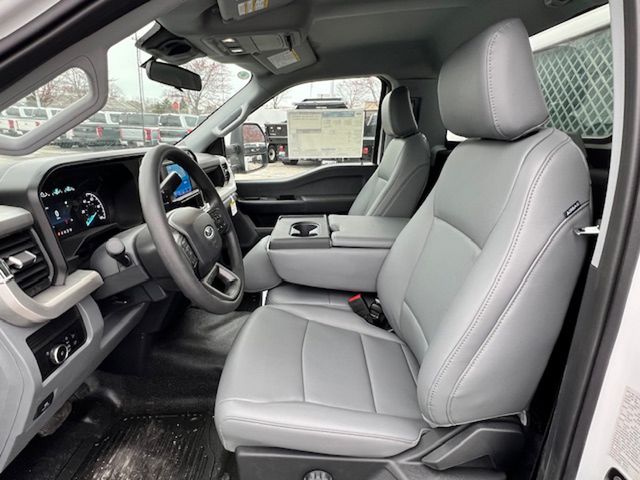 2025 Ford F-550 Super Duty Chassis Cab XL - Photo 12