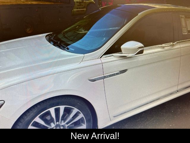 Used 2018 Lincoln Continental Select with VIN 1LN6L9TK2J5601879 for sale in Maple Heights, OH