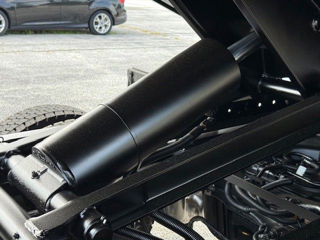 2025 Ford F-550 Super Duty Chassis Cab XL - Photo 37