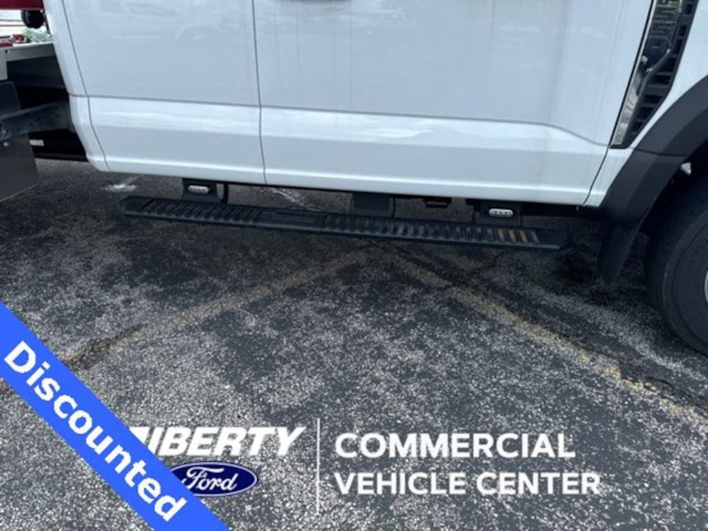 New 2023 Ford F-550SD XLT Chassis