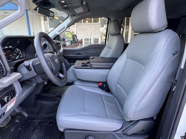 2025 Ford F-550 Super Duty Chassis Cab XL - Photo 12